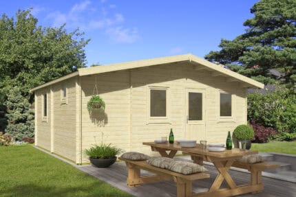 Caseta de madera para jardín de Grupo Tene, ideal para almacenamiento y ocio en espacios exteriores.
